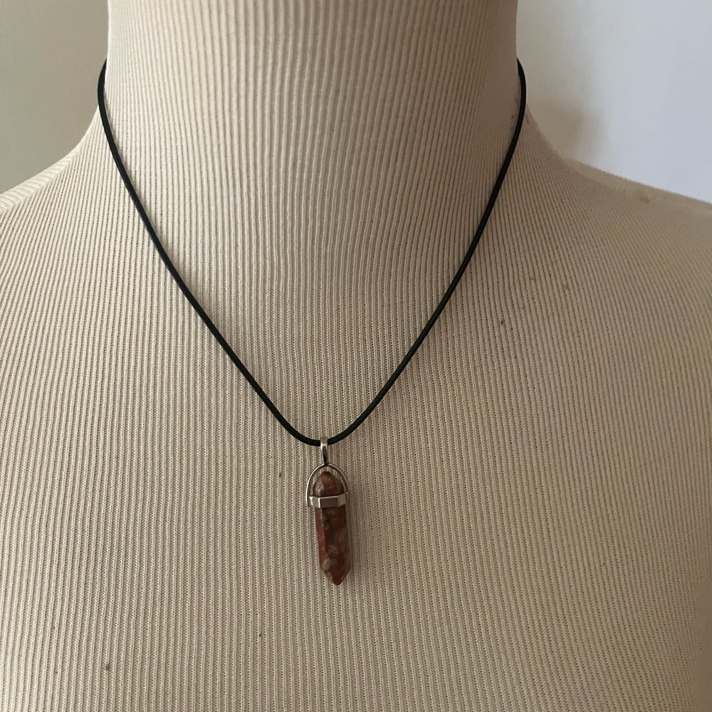 Crystal Pendant Necklace with leather necklace - Picture 2 of 9
